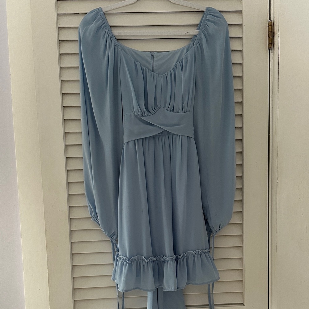 Elegant Light Blue Long Sleeve Dress